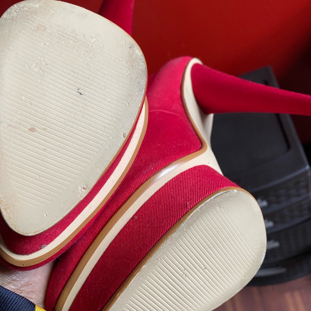 Red Platform Heels - Picture 4 of 8